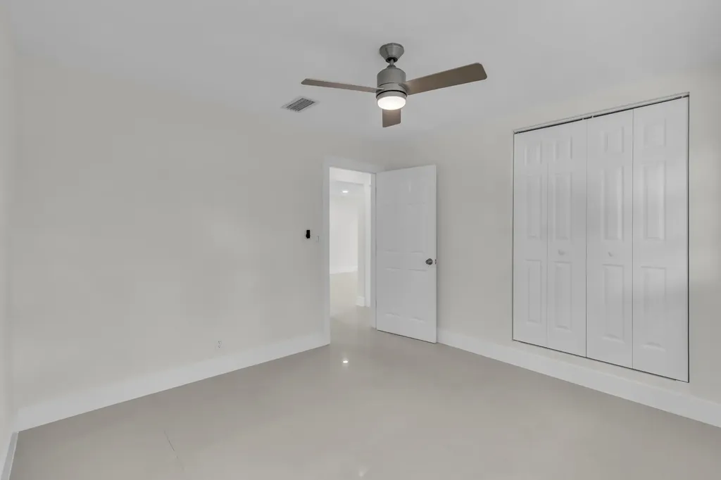 3262 Pierce Street Hollywood FL 33021