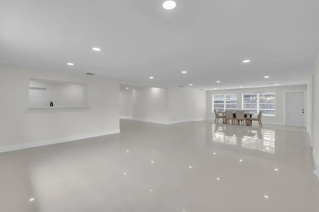3262 Pierce Street Hollywood FL 33021