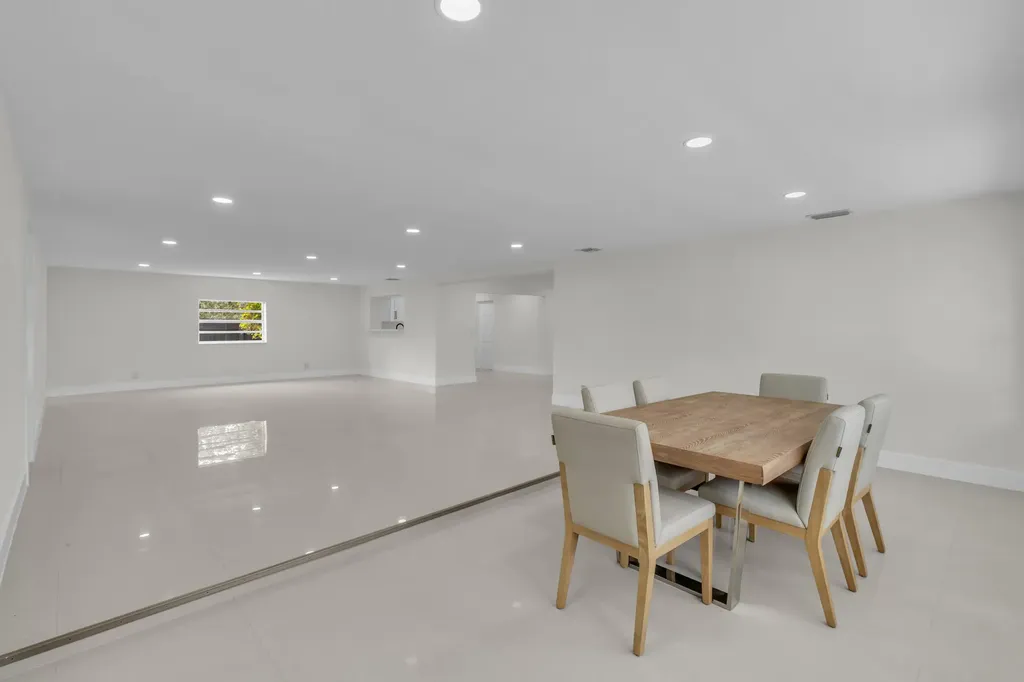 3262 Pierce Street Hollywood FL 33021