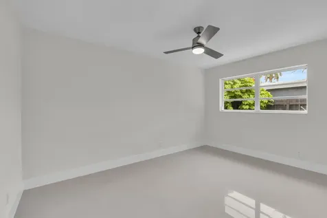 3262 Pierce Street Hollywood FL 33021