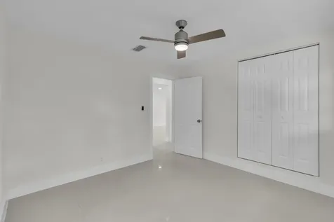 3262 Pierce Street Hollywood FL 33021