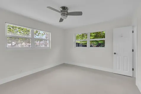 3262 Pierce Street Hollywood FL 33021