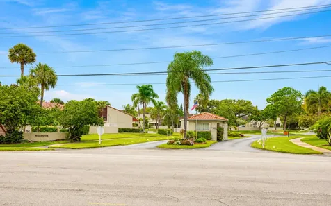 2601 Boundbrook Boulevard Palm Springs FL 33406