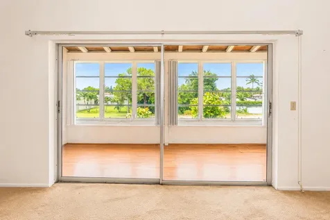 2601 Boundbrook Boulevard Palm Springs FL 33406