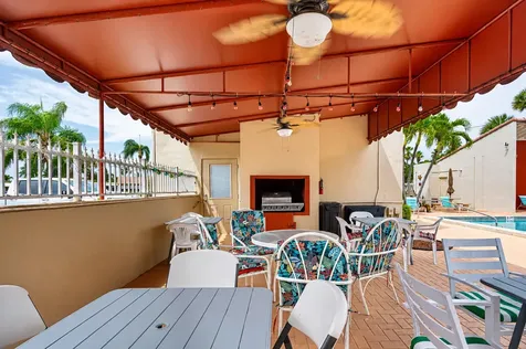 2601 Boundbrook Boulevard Palm Springs FL 33406