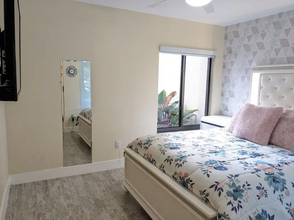 400 Club Circle Boca Raton FL 33487