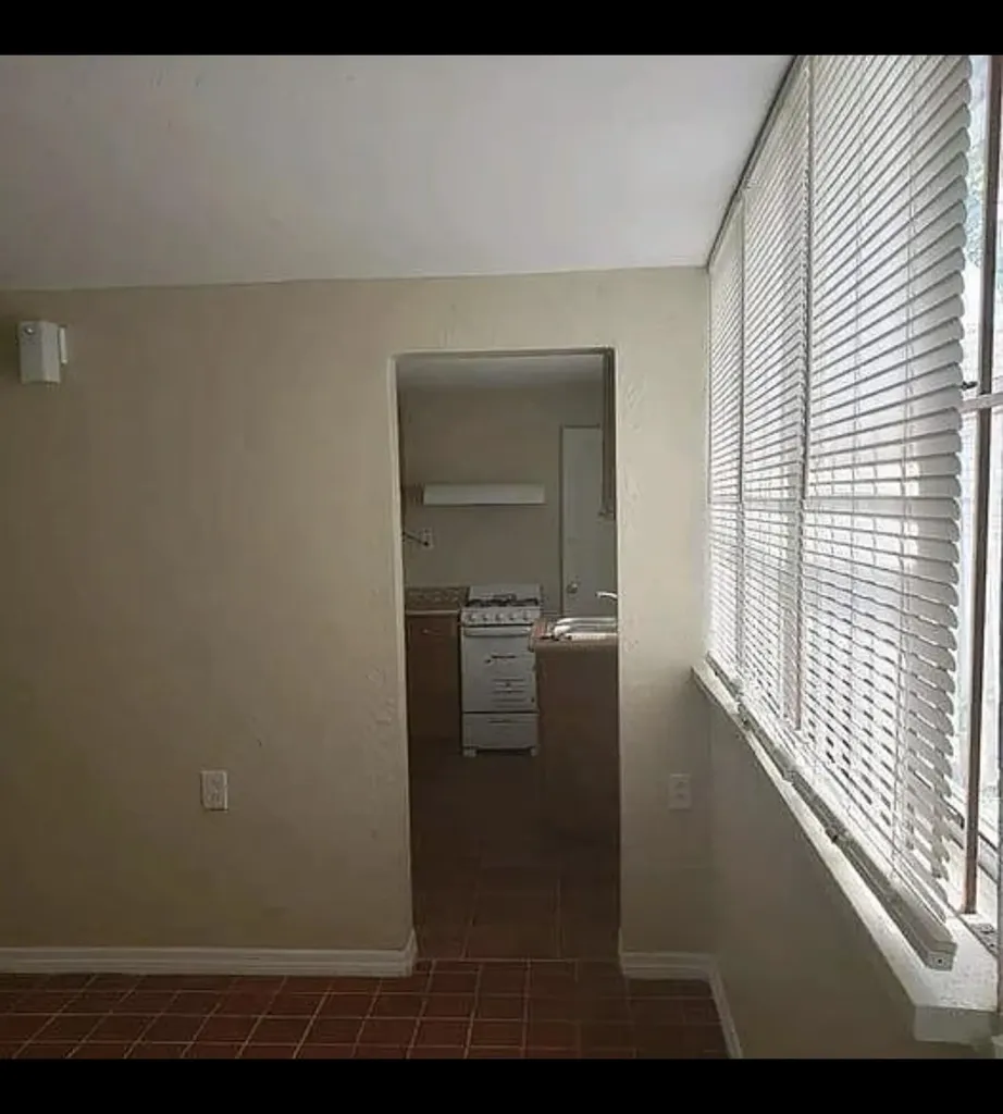 2490 NW 91st Street Miami FL 33147