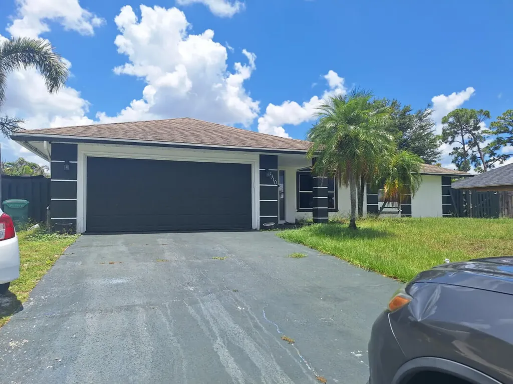 3310 SW Martin Street Port St Lucie FL 34953