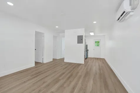 2020 NE 15th Street Fort Lauderdale FL 33304