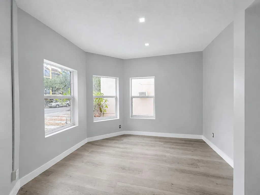 1905 Monroe Street Hollywood FL 33020