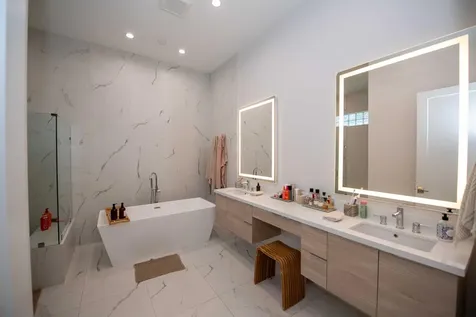 5746 Ashwood Circle W Hollywood FL 33312
