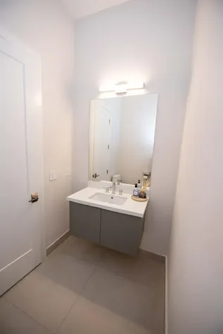 5746 Ashwood Circle W Hollywood FL 33312