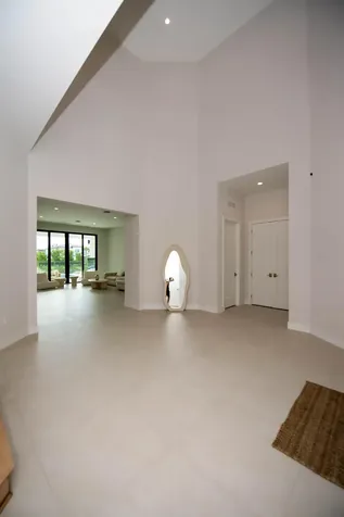 5746 Ashwood Circle W Hollywood FL 33312