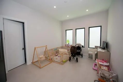 5746 Ashwood Circle W Hollywood FL 33312