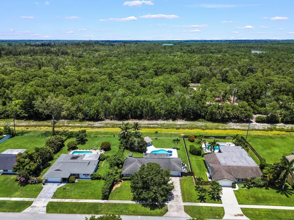 7635 Oakmont Drive Lake Worth FL 33467