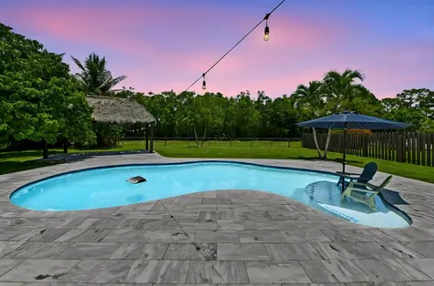 7635 Oakmont Drive Lake Worth FL 33467