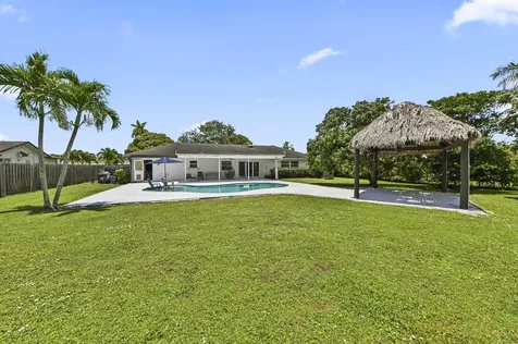 7635 Oakmont Drive Lake Worth FL 33467