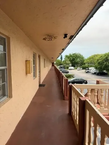 9272 SW 3rd Street Boca Raton FL 33428