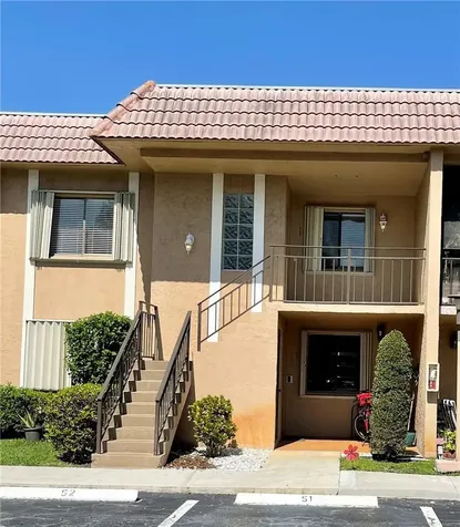 197 Lakeview Drive Weston FL 33326