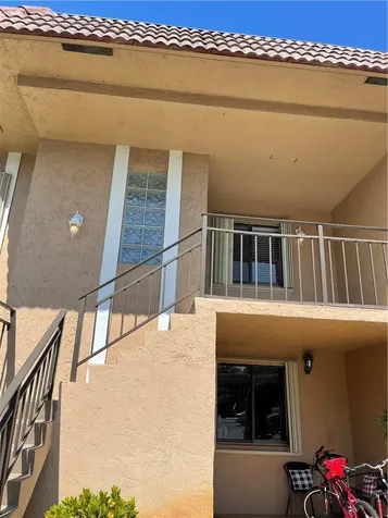197 Lakeview Drive Weston FL 33326