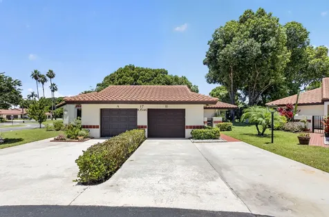 10546 Beach Palm Court Boynton Beach FL 33437