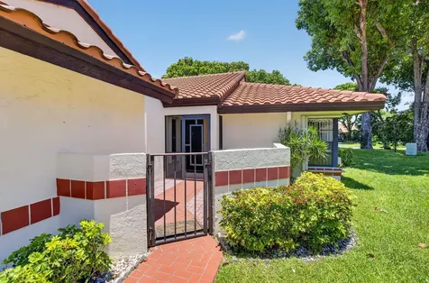10546 Beach Palm Court Boynton Beach FL 33437