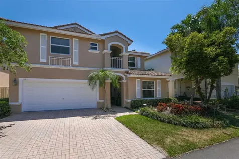 1084 Corkwood Street Hollywood FL 33019