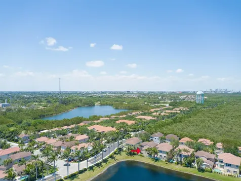 1084 Corkwood Street Hollywood FL 33019