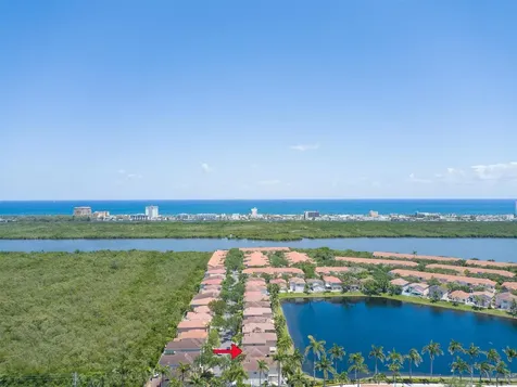 1084 Corkwood Street Hollywood FL 33019