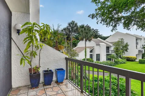 2804 Bridgewood Drive Boca Raton FL 33434
