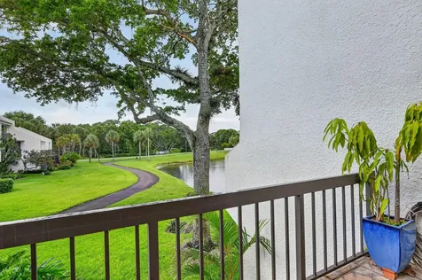 2804 Bridgewood Drive Boca Raton FL 33434