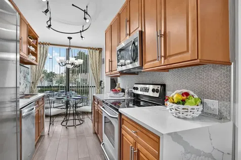 2804 Bridgewood Drive Boca Raton FL 33434