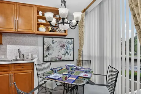 2804 Bridgewood Drive Boca Raton FL 33434