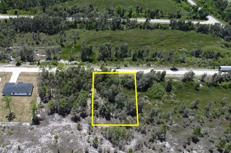 859 Burrows Avenue Lehigh Acres FL 33974