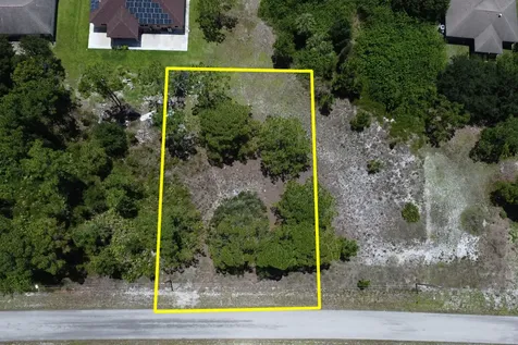 518 Cottonwood Avenue S Lehigh Acres FL 33974