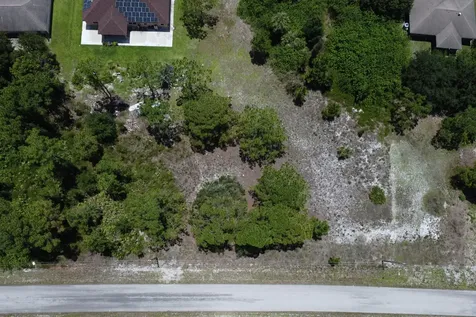 518 Cottonwood Avenue S Lehigh Acres FL 33974