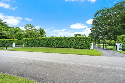 14039 Greentree Trail Wellington FL 33414