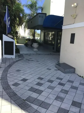 812 SE 8th Avenue Deerfield Beach FL 33441