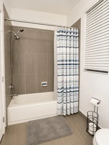 4822 NW 56th Court Tamarac FL 33319