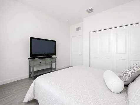 4822 NW 56th Court Tamarac FL 33319