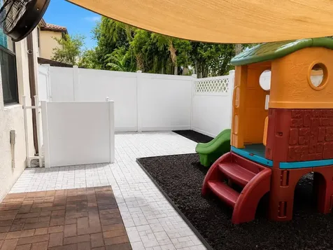 4822 NW 56th Court Tamarac FL 33319