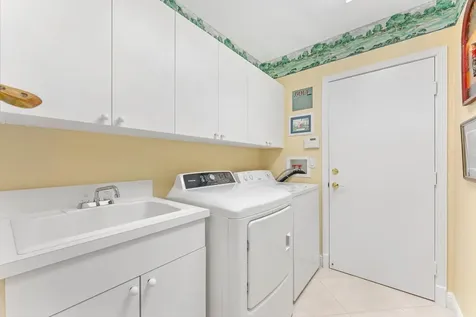 6533 Somerset Circle Boca Raton FL 33496