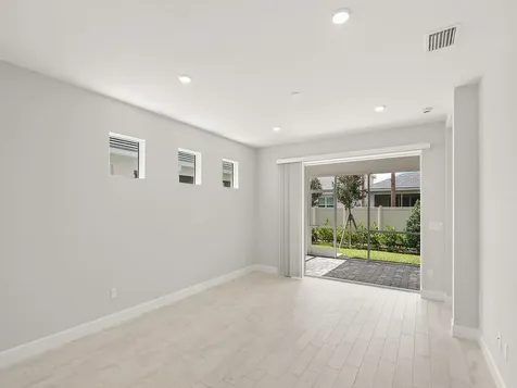4501 Nautilus Circle Vero Beach FL 32967