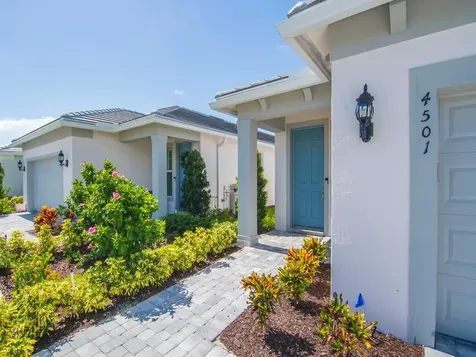 4501 Nautilus Circle Vero Beach FL 32967