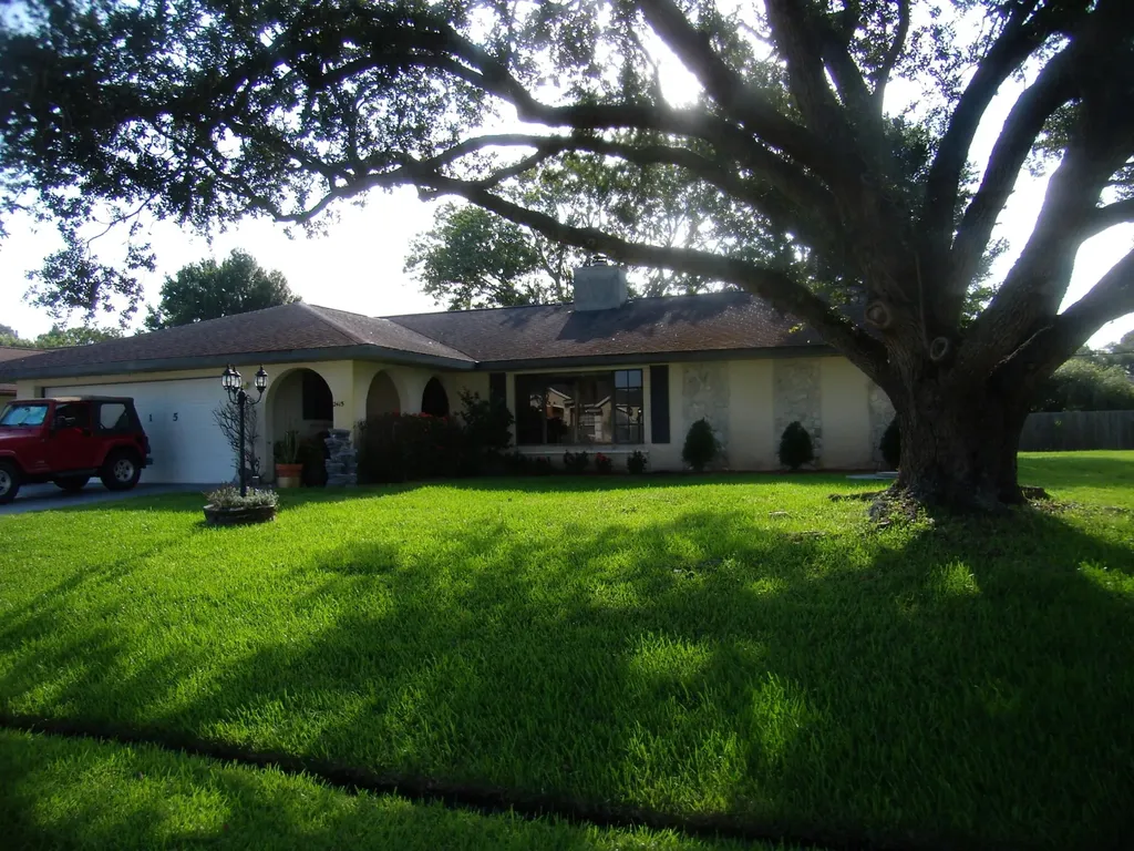 2415 SE Shipping Road Port St Lucie FL 34952