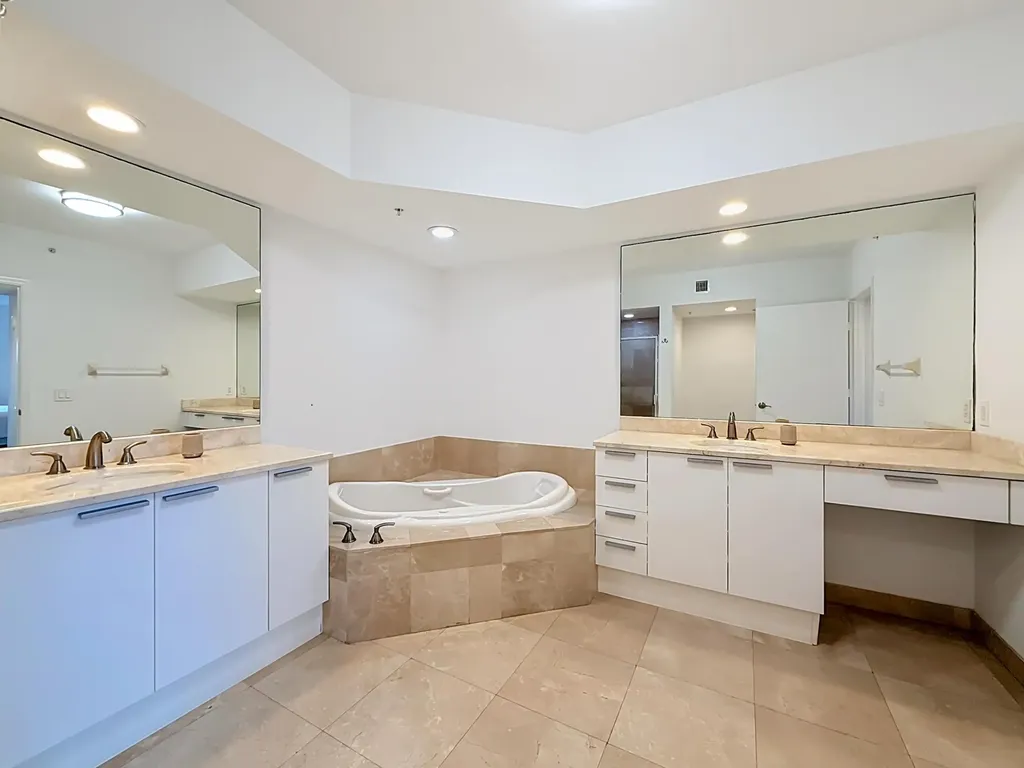 14951 Royal Oaks Lane North Miami FL 33181