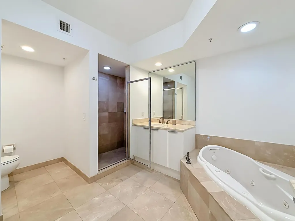 14951 Royal Oaks Lane North Miami FL 33181