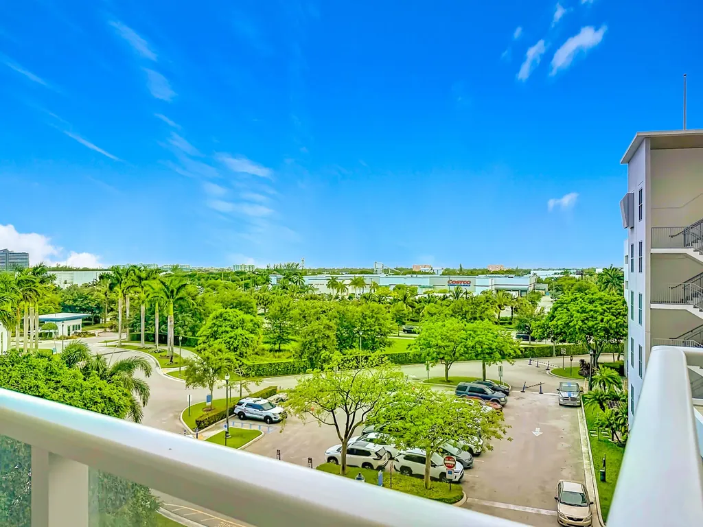 14951 Royal Oaks Lane North Miami FL 33181