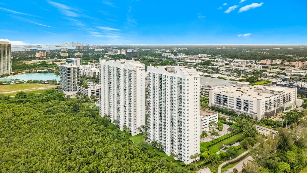 14951 Royal Oaks Lane North Miami FL 33181