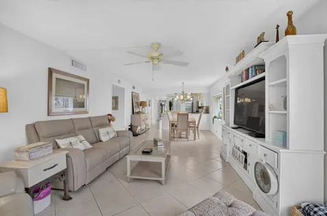13112 Sentry Palm Court Delray Beach FL 33484